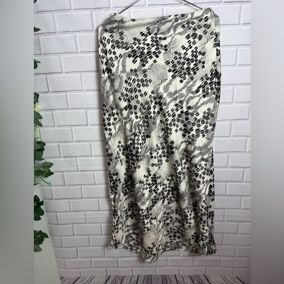 Express Animal Print Midi Skirt Women's XS - Picture 4 of 8